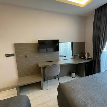 Hotel Mithras *