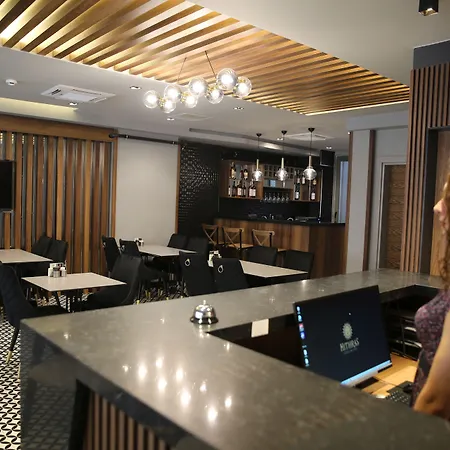 Hotell Mithras Izmir